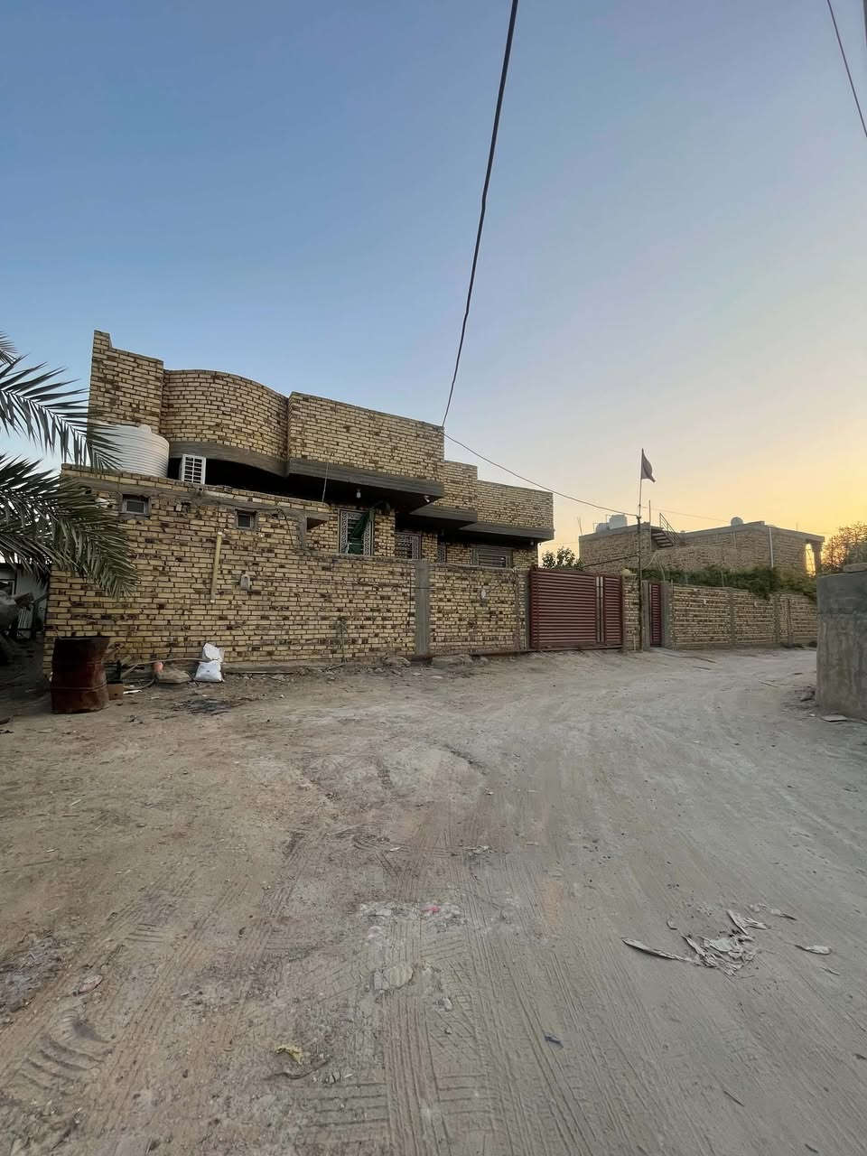 بابل حله • ٥٢٠م • ٤ غرف نوم