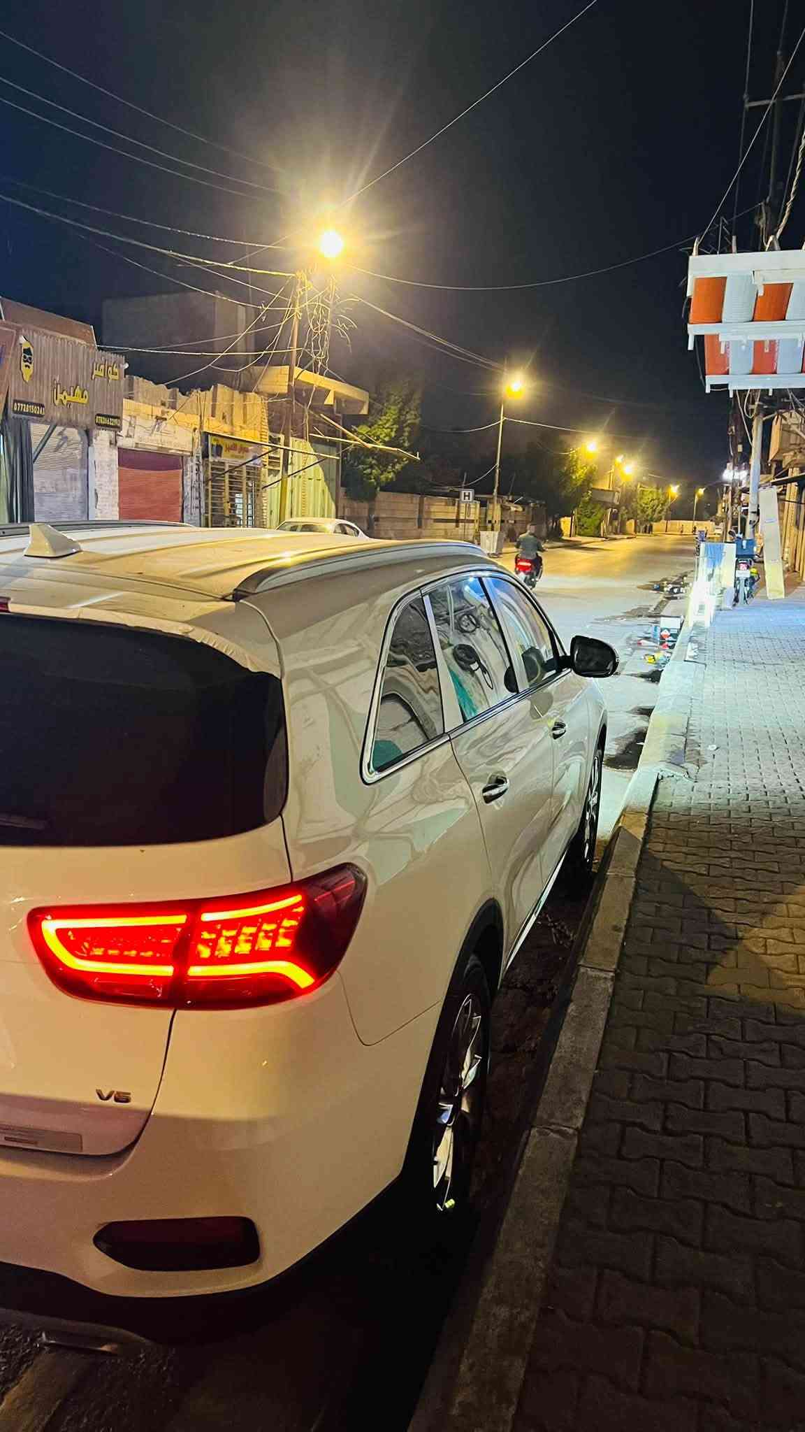 السلام عليكم

سورنتو مديل 2020 خليجي v6 مكفول من كلشي بدون اي شخط

رقم بغداد الجديد بسمي ماشيه 100 الف جديده كلش

جاهزه من تخم تاير وباتري ودوشمه وكلشي حتى الارضيات

موصفاته معروفه فول بدون بنوراما

7 راكب 3قطع تبريد شاير مري 

شفط مري ويل كروم 19 

كامره وحساسات ولد وزنون وبصمه

مكاني كربلاء طويريج

***********

السعر ب234 وبيه مجال بسيط
