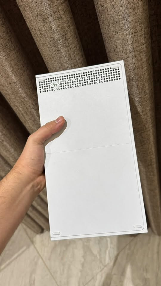 اكس بوكس سيريس S • ٥١٢ جيجا • نظيف جداً