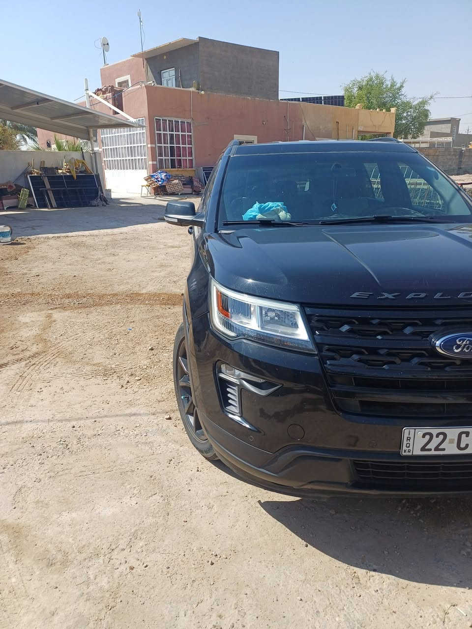 فورد اكسبلور موديل ١٩ امريكي نضافه فول رقم اربيل ضررها جاملق الايمن الامامي ضرر خفيف بدون دواخل بعض مواصفاتها .سعر البيع ٢٠٥ 
لايت زنون 
جنطه كهرباء
كشنات جلد
اشاير ترحيب 
دخول ذكي
كشنات الاماميه كهرباء
سبعه راكب
محرك ٦ سلندر ٣٥٠٠
تشغيل عن بعد
شاشه كبيره
بصمه تشغيل
كشنات تبريد وتدفيه
وبعد بيها هوايه مواصفات الشراي يتصل على هذا الرقم *********** بيع فقط بدون مراوس مكاني الانبار الرمادي
