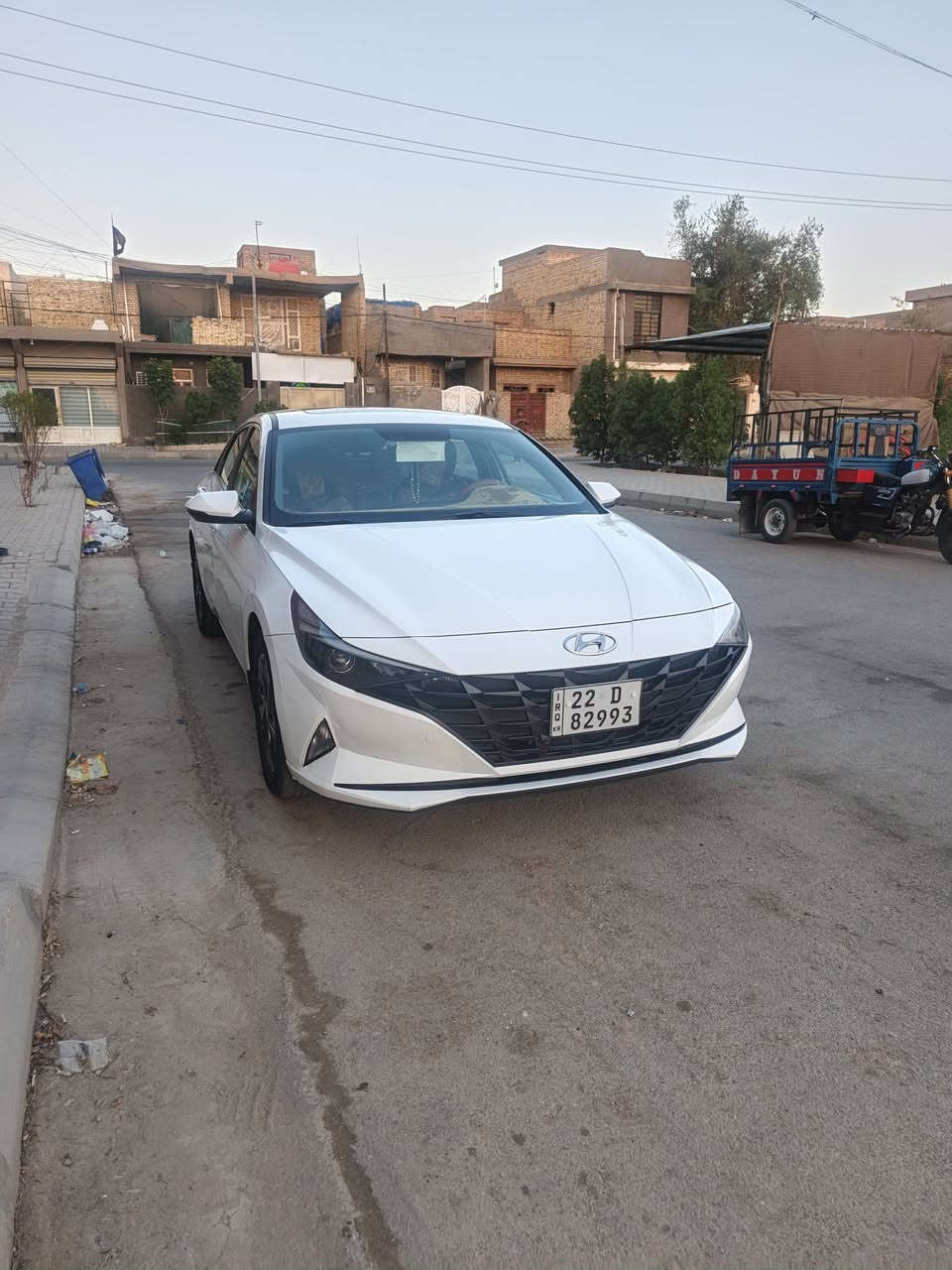 سلام عليكم سياره النترا موديل ٢٣ 
رقم شمالي بسمي خليجي شركه ساز
سياره موصفاتها فتحه حساساس 
كفاله عامه من كلشي 
ماشيه ١١٤
سعر ١٦٥ وبيها مجال 
عنوان كوت 
رقم هاتف ***********
