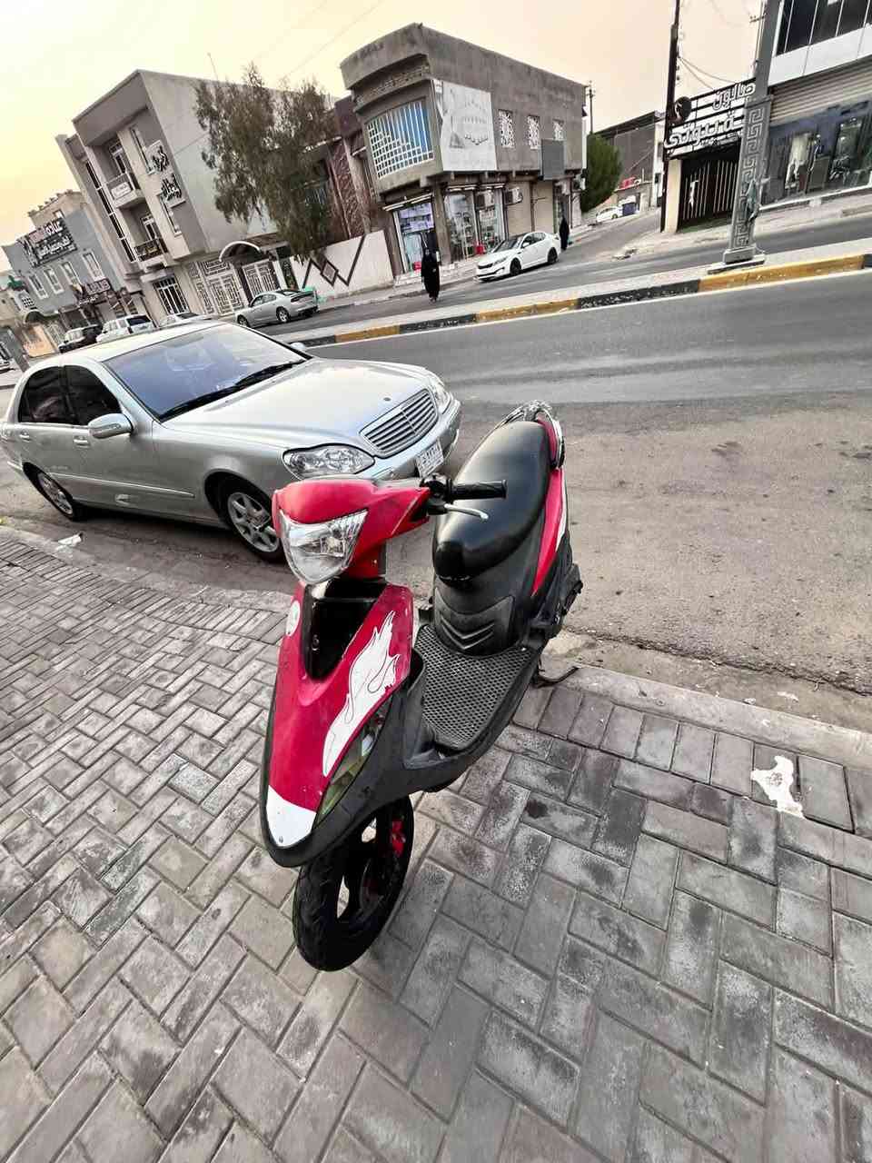 سلام عليكم ماكس عدله ما مفتوح برغي بيهة دراجه كامله من كلشي كهربائيات كلشي شغال كلهة بلاد كفرات جاردات بلاديات سلف هندر نكره دراجه من الشغل للبيت جيب مصلح وياك وافحص سعر 750 المكان البصره المعقل الرقم ***********

