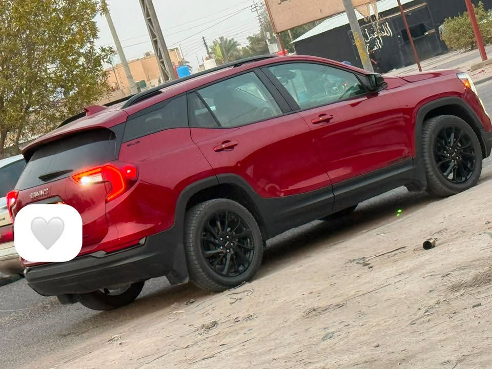 للبيع GMC TERRAIN SLE 2024 – وارد كندي 🇨🇦
🔴 اللون: أحمر
📅 الموديل: 2024
⭐ الفئة: SLE
🇨🇦 الوارد: كندي/ بدون حادث طخات فقط. /
⚙️ المحرك: 1.5 Turbo/ ماشيه24 الف
🔄 ناقل الحركة: أوتوماتيك 9 سرعات
⛽ المحرك: تيربو اقتصادي وعملي
🛞 دفع: AWD
🖥️ شاشة وسطية ونظام ترفيهي
📱 دعم أنظمة الاتصال والهاتف
📷 كاميرا خلفية
🅿️ حساسات ومزايا مساعدة للركن
💡 إضاءة LED
🔑 تشغيل ودخول ذكي
🛋️ داخلية مريحة وواسعة
🛡️ أنظمة أمان ومساعدة للسائق
🛞 جنوط رياضية سوداء
✨ السيارة نظيفة وحلوة جداً حسب الظاهر بالصور
💰 السعر: 19,000 دولار
📍 السيارة جاهزة للفحص والمعاينة
الرقم اربيل خصوصي🤍.
📞 للمهتمين الجادين، التواصل على الخاص.
واتس اب0773120779
اتصال/***********
GMC Terrain SLE 2024 🇨🇦 | سيارة عملية، اقتصادية،
 وراقية 
العنوان البصرة/ الزبير/ خور الزبير
