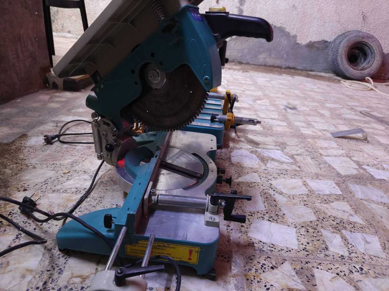 السلام عليكم كتر يلمز اخو جديد يل صوره ممبين تجي وتشوف بعينك موديل 2025 مكاني بغداد الشعب 
 ستخدام شهر 
***********
