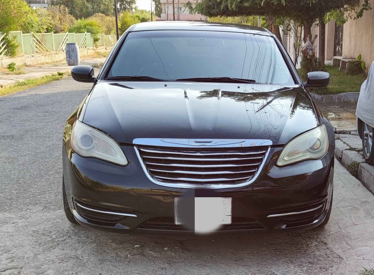 السلام عليكم
للبيع او مراوس حسب القناعة
Chrysler c200 
موديل 2012 محرك 2400 اربعة سلندر
كير توماتيك . شاشة . كاميرا . تحكمات ستيرن ومري . ويل 18 اوباما 
كير ومحرك شرط تبريدها ماشاءالله ثلج وكلشي بيها شغال
السيارة بأسمنا وشرط التحويل . بيها صبغ مال تقحيل وبيها صبغ اثر ضرر انطيك صبغ حزام 
السعر 79 للتواصل على الرقم ***********
