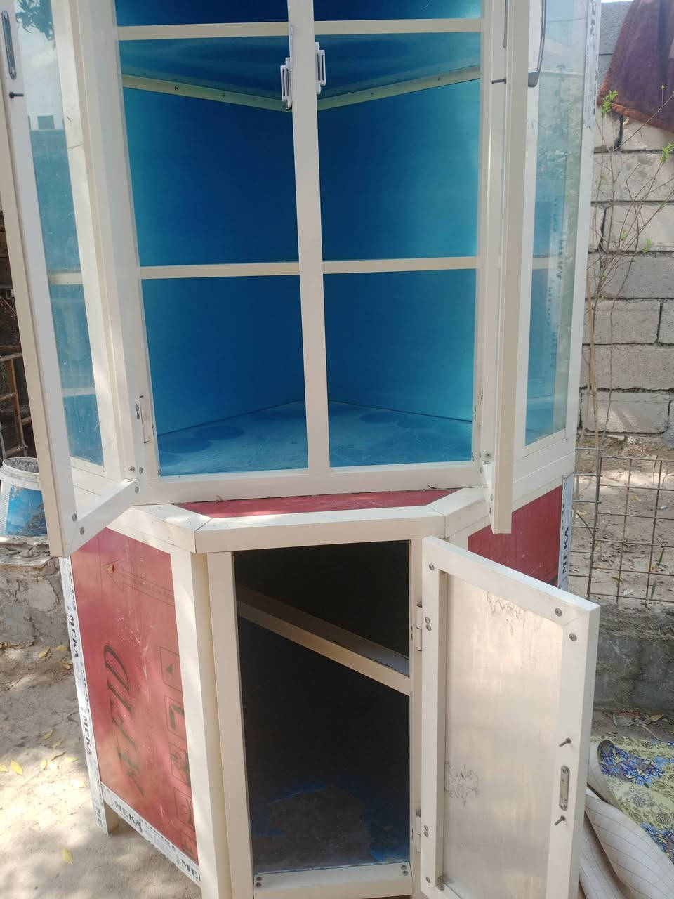 بجزيره • نضيفه • بنايلون