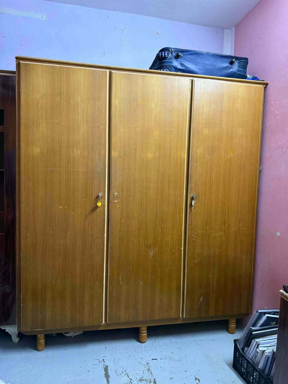 غرفة مع كناتير للبيع غرفة ٣٢٥ كناتير كلمن وسعرة شراي اتصل مكان كركوك
***********
*********** كركوك, العراق
