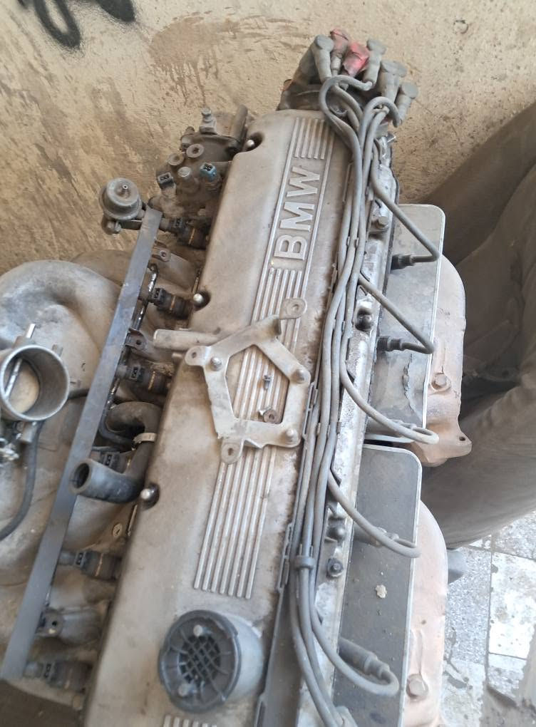سلام عليكم حبايب مكينه للبيع ٣٥ شرط الشغل حمره واكزوز ابيظ بغداد جسر ديالى فلكه سلمان واي ستفسار *********** بغداد, العراق
