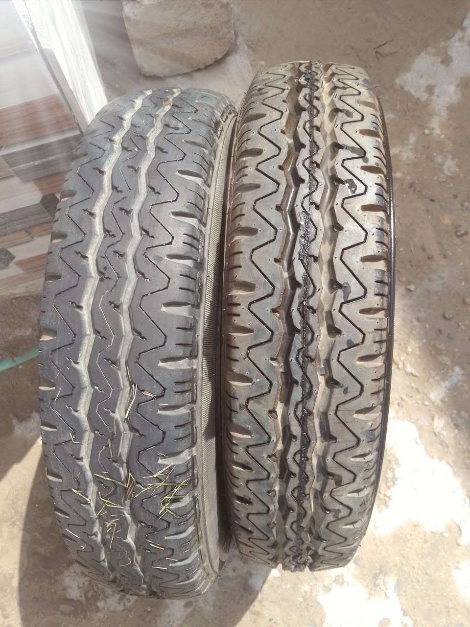 السعر 50       (***********)  بي واتساب
