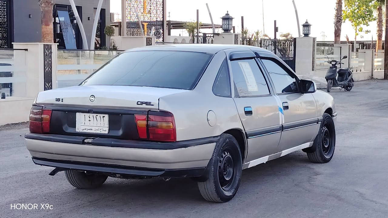 السلام عليكم للبيع اوبل فكترا موديل 1991
رقم صلاح الدين مشروع وطني لل٢٠٢٧ كير عادي
محرك بي بداية تبخير كير شرط صدرها امامي وخلفي جديد كهربائيات كلهة شغالة كيج حماوة كيج سرعة
بكات تخم خلفي جديد تايرات ٤ جدد لايتات جدد مسجل وتخم سماعات  عمبار بريك جديد دسكات جدد مصبوغة عام جمالية مكفولة من الضربة والدواخل سيارة حلوة مال بيت
حلوة محرك 1600 مكاني صلاح الدين تكريت #السعر30
 للاستفسار ***********

نص مكتوب في الصور:
- HONOR X9c