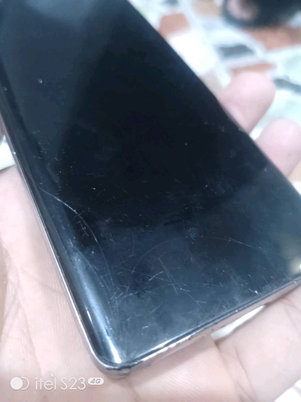تكنو كامون 40 برو 5G • ٢٥٦ • شاشة مخدوشة