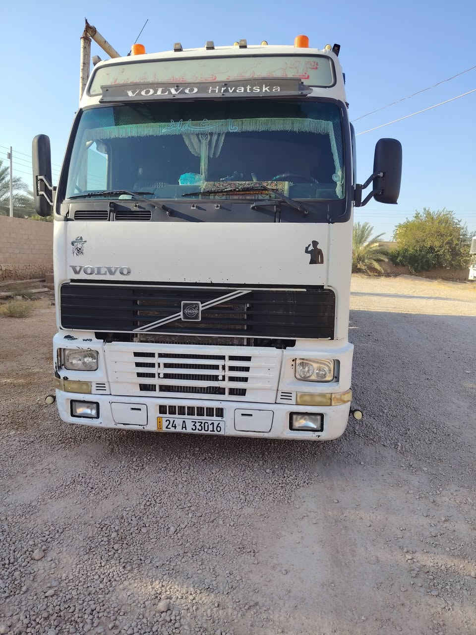 للبيع فالفو FH420موديل2001 جاهزه رقم دهوك
رقم صاحبها+9647807853933
