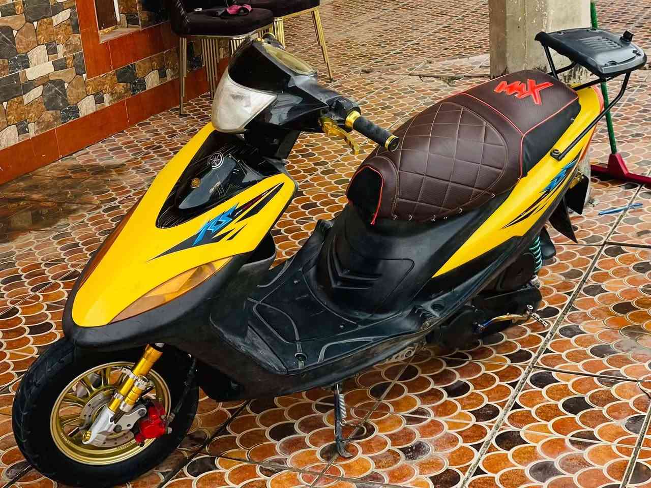 ماكس عدلة • ٤٩ • تزويد