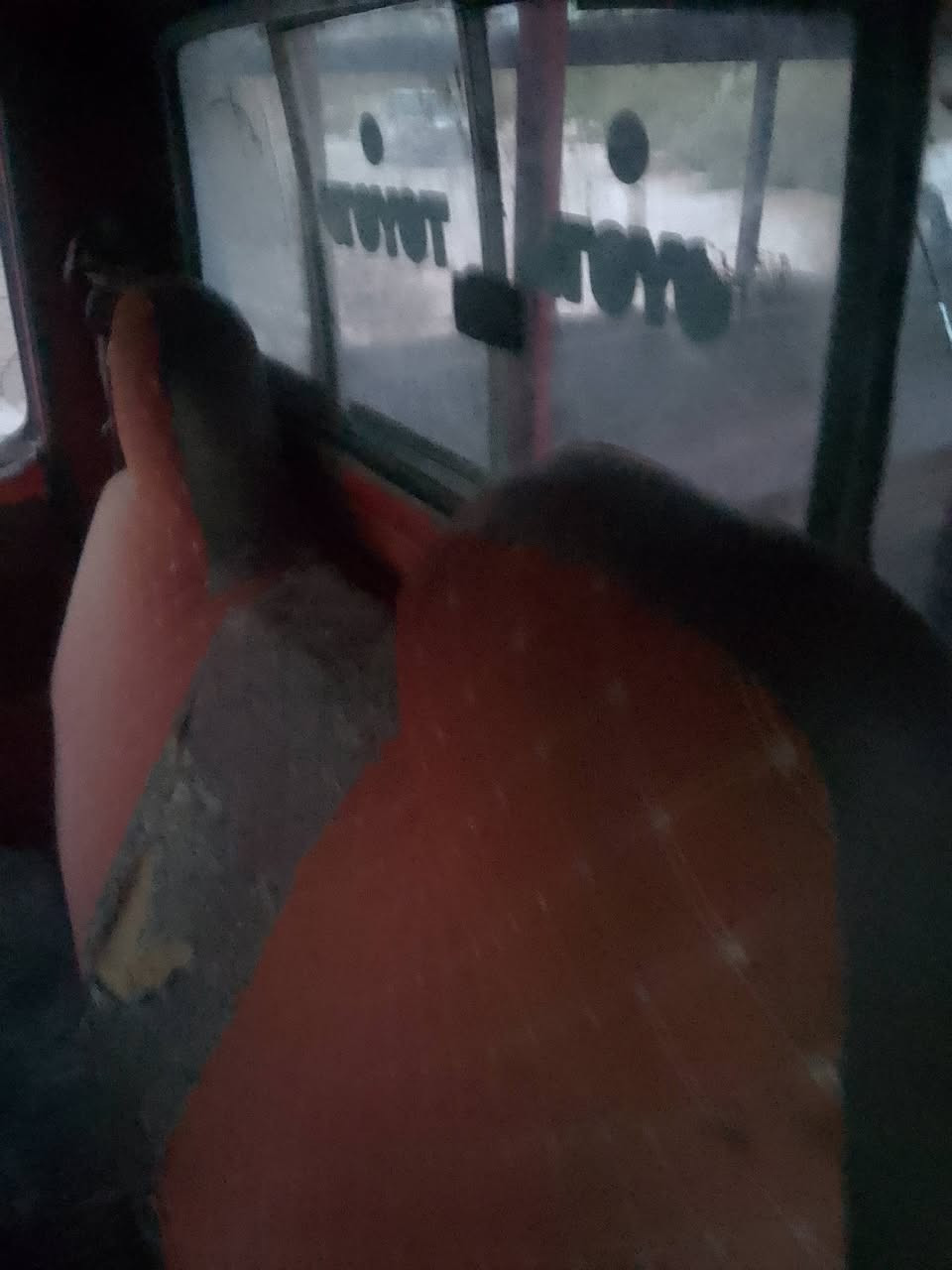 السلام عليكم بكم تويوتا للبيع كفاله عامه سياره جاهزه دواخل ماروني جامس لايت مكينه وكير 3 واي شاصي اكسل كفاله رقم بصره مكان بصره سياره جاهزه وين ما تريد سنويه ل 27 باسم قرايبي السعر 30 وابيها مجال بيع مستعجل الاتصال ***********
