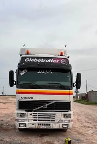 فالفو • ٢٠٠٢ • حجم٤٦٠