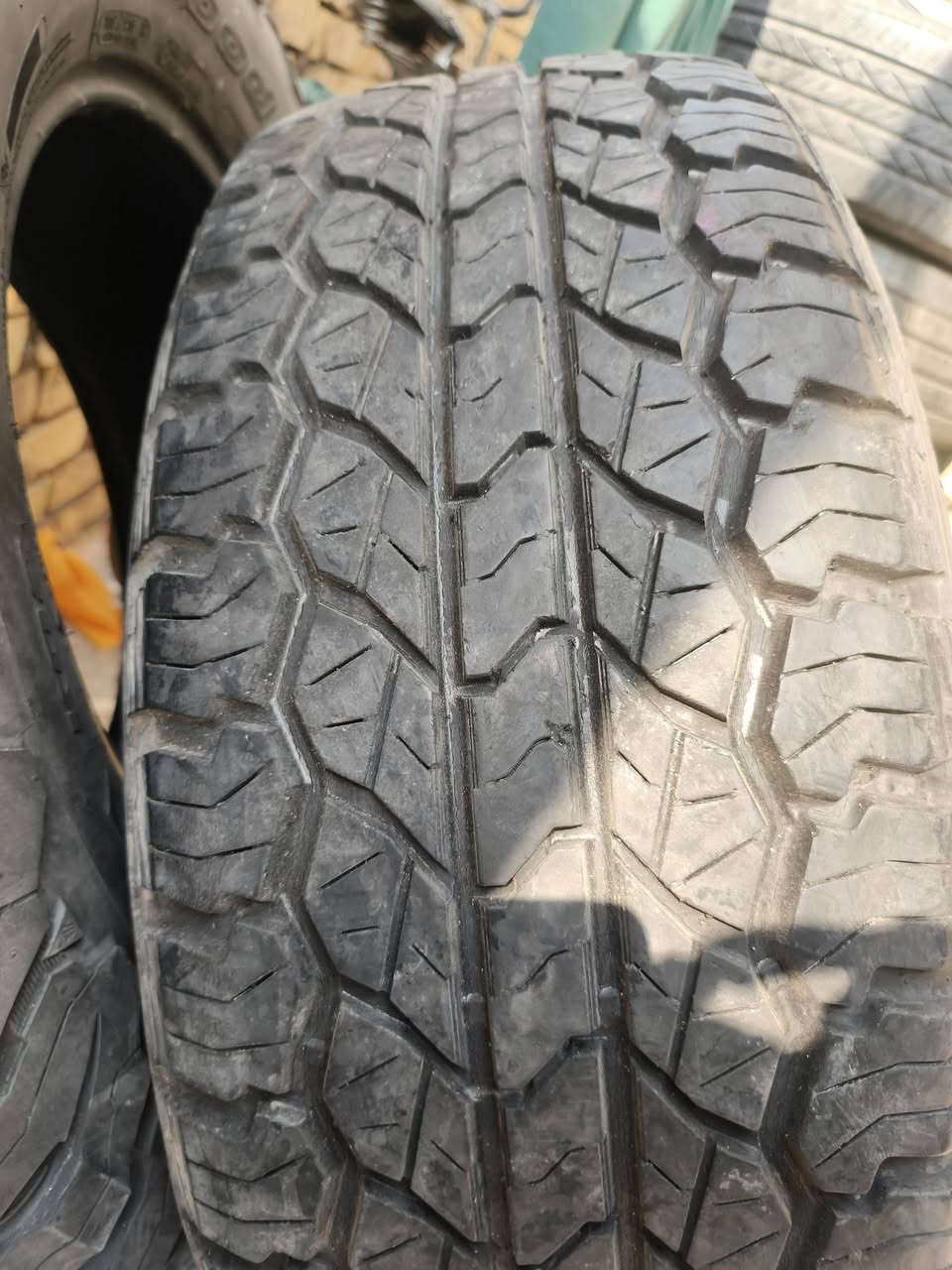 زوج تايرات • 265/70/16 • الشطره