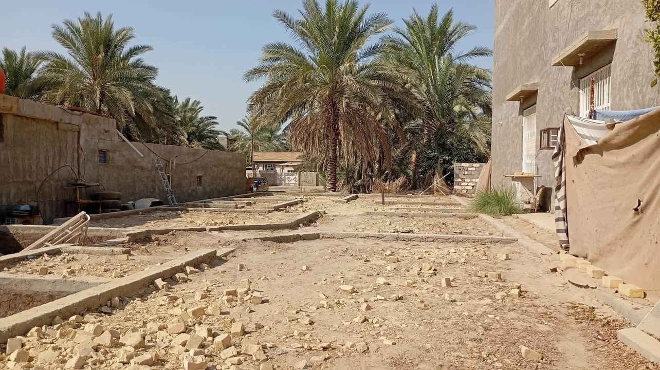 بتلو للبيع  مساحه400 متر
خارطه درجه اولى
مكان الحله ناحية عنانه
متوفر تبليط ومي وكهرباء 
السعر 30 وبي مجال 
للاستفسار ***********

