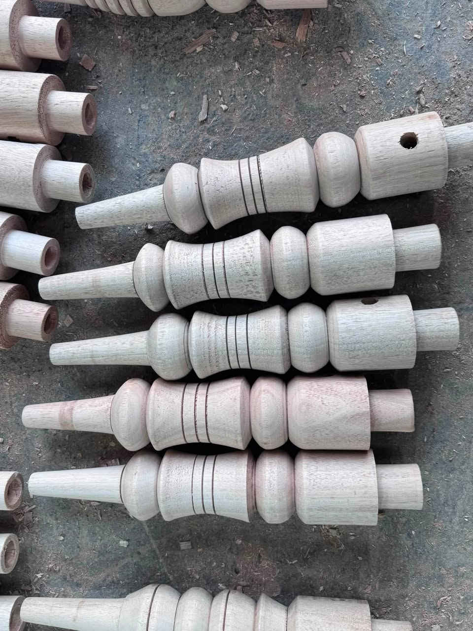 السلام عليكم شباب بكارات خشب اوربي ضمانه سنه حقيقي 

شغل نضيف١٠٠٪؜ مضروب كاغد وناشف تماماً العنوان بغداد 

شارع حيفا توصيل كافة المحافظات معمل ميكو مظهر رقم 

الهاتف *********** يوجد واتساب ايضاً سياسي من معمل
