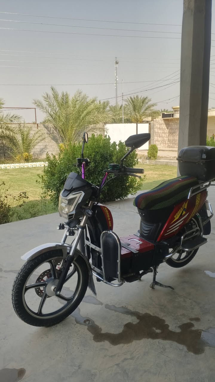 عليكم 
للبيع هارلي كوري MR 2025اخر اصدار
 اسويج / بصمه /
6باتري فول شرط فحص البطاريات والبطاريات حجم 46 امبير والبطاريات يقرأون 10  نوع  كوريا  
4سرع/مثبت سرعه /اشاير يمين يسار
لايت عالي /ناصي/رماش 
ام بي ثري بلوتوث داخلي 
سرعه 109حقيقي 80نشاط موطور نظيف جدا  
دبل اشاره/نضام Rرجوع للخلف
السعر 575وبي مجال للطيبين
للاستفسار ***********
