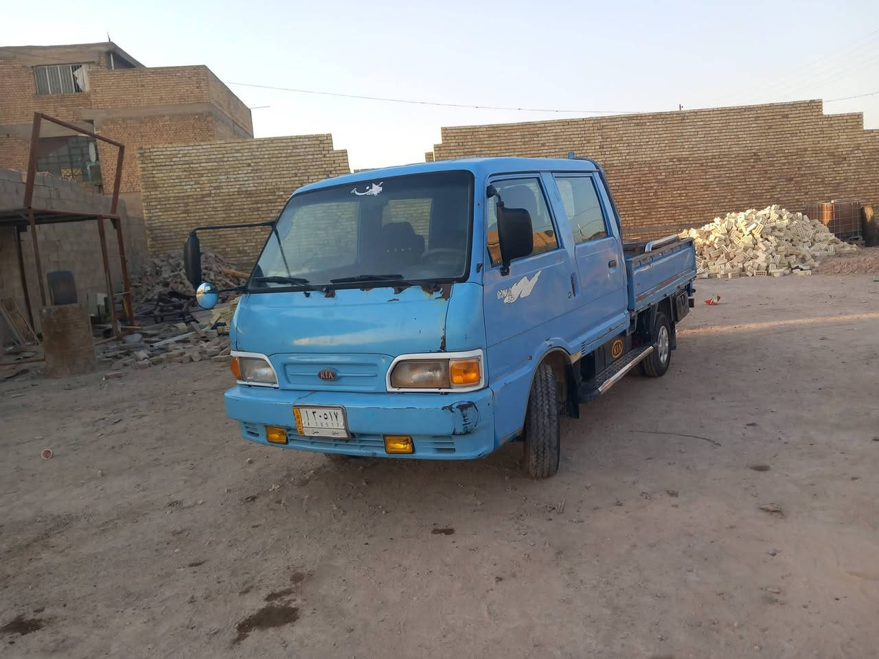 السلام عليكم كيا دبل قمارة موديل 1996 رقم بابل مشروع  وطني كير اوتو ماتك بلادي بدون صبغ *********** ***********
