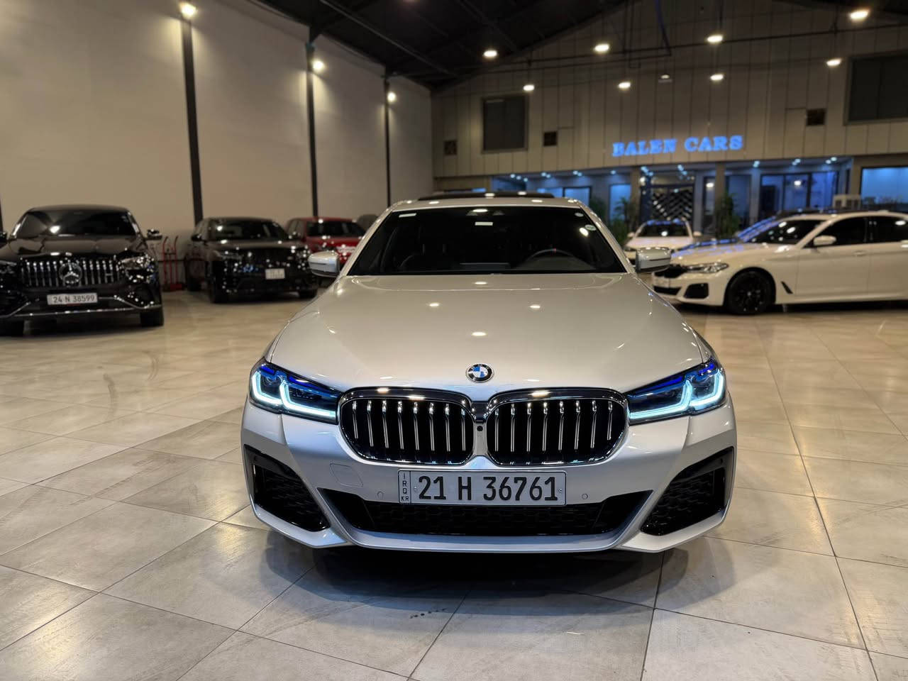 BMW 530i 2020
Sport line 
مواصفات 
لايتات زينون ليد 
حساس امامي خلفي 
رادار امامي جانبي 
سلات 
كشنات جلد هيتر ميموري 
كيج الكتروني 
١ جاملغ امامي صبغ بدون دواخل 
ارباك ستيرن راجع بيلاد 
مكان سيارة اربيل 
٢٤٨$ 
***********
*********** الرمادي, الأنبار
