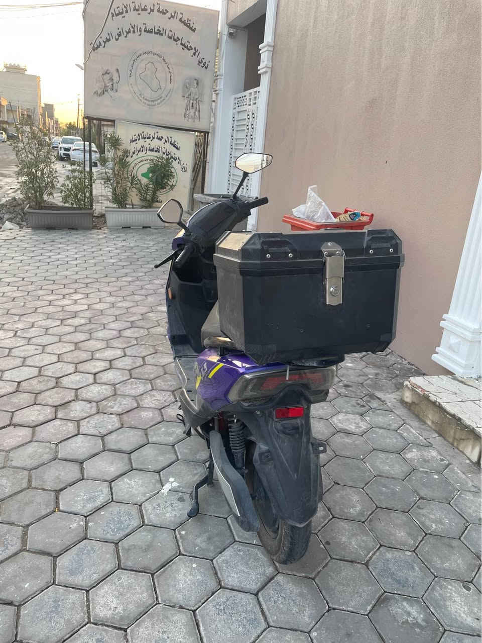 دراجه شحن تمشيك بالشحنه الوحده ٣٠ كيلو متر مرتاح واذا على نمره واحد تمشيك اكثر
مكانه بغداد حي الجامعه رقم التلفون 
***********
ومتواجد عالخاص ايضا
سعرها 350 الف بغداد, العراق

