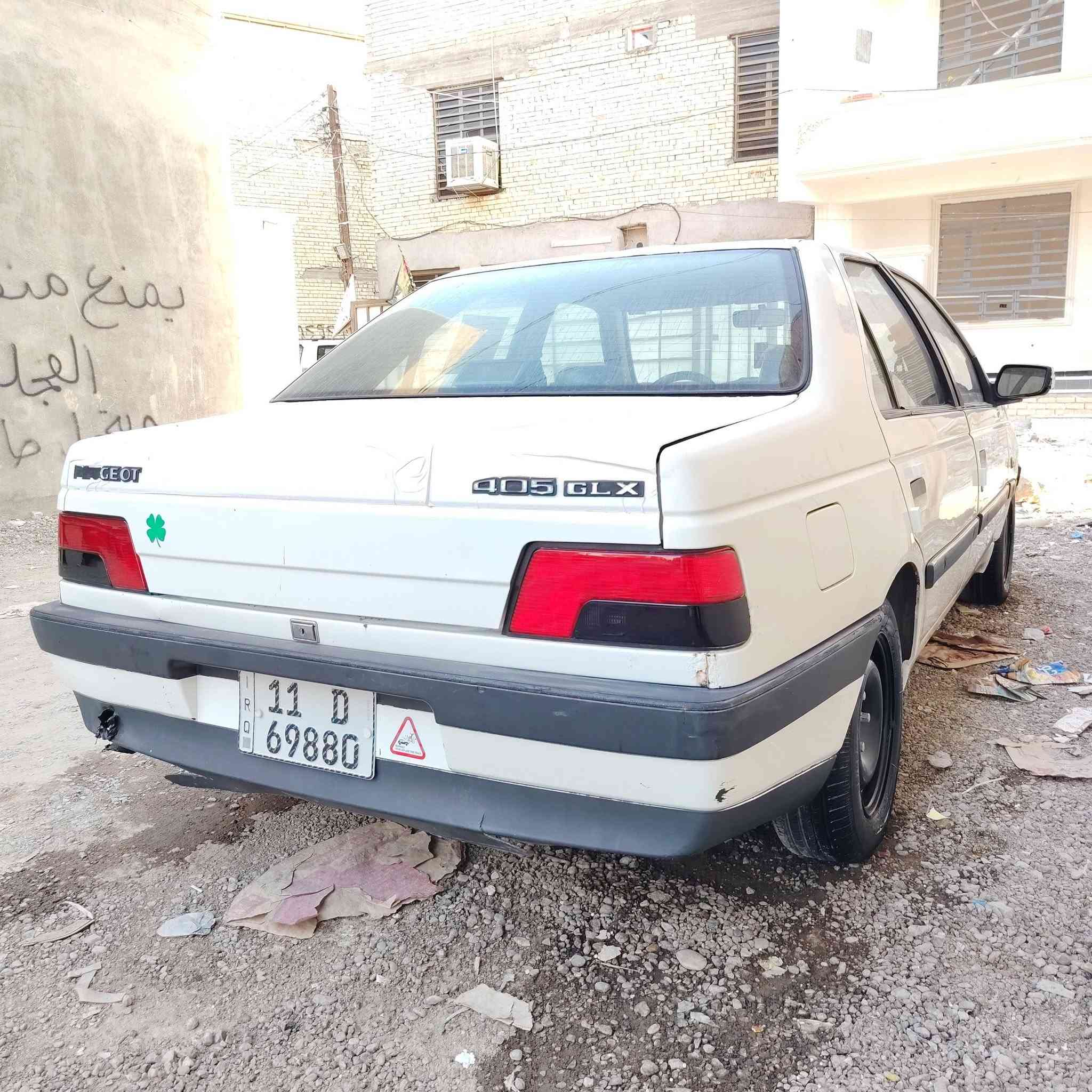 سلام عليكم شباب بيجو جيلكس مديل 10 خصوصي بغداد
داخل بيجي وصاج السياره جديده استخدم شخصي
بيهة منضومه غاز 60 لتر ايطاليه مع كارت الضمان 
مكفواله كفاله عامه من كلشي شرط الفحص 
مكفواله من ضربه وصبغ وتبديل وخياس 
غرفتهة جديده كلش وسياره جاهزه ان شاء من كلشي 
صدر امامي وخلفي كله جديد مع تخم تاير جديد قبل اسبوع
مكينه كير مكفولات كلج جديد خفيف كهربائيات كلهة شغاله كيجات اشاير سنتر لوك شغال سياره جديده وتراي زيرو شرط
عنواني بغداد الامين السعر 37$ وبيه مجال للشراي 

***********
