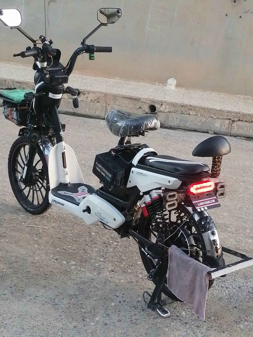 ماطور شحن • نضيف • بطاريات جديدة