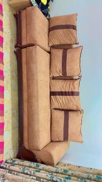 حي الجهاد • ١٠مقاعد • نظيف