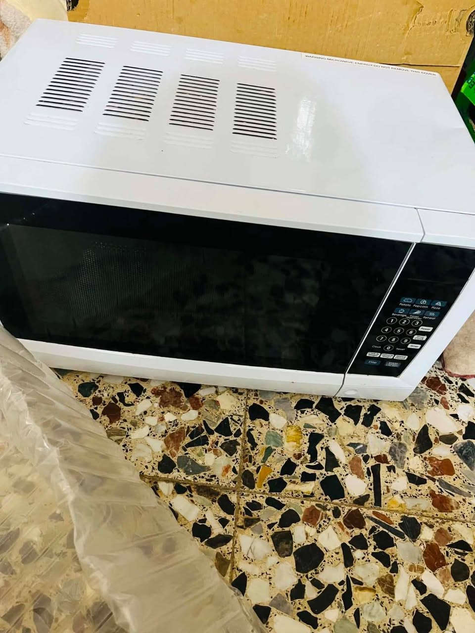 مايكروفون • جديد • بالكرتون