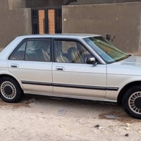 سيدان ١٩٨٩ • مكينة ٢٥٠٠ • كمبريسر عاطل