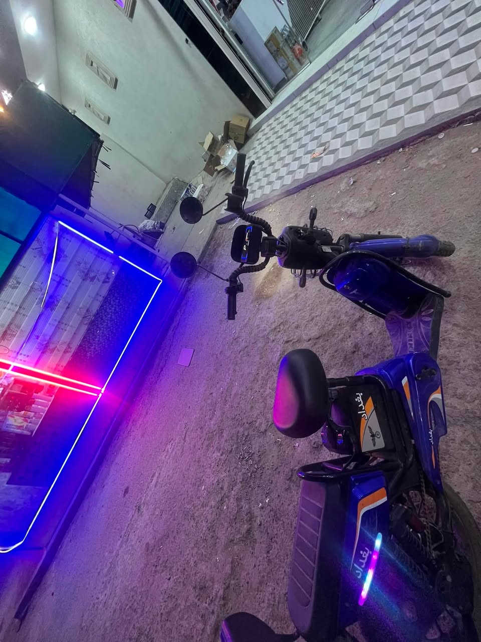 دراجه شحن للبيع 2025
5بطاريات 
بصمه2+تشغيل عن بعد 
اشاير +دبل إشاره لايتات
مسجل بلوتوث +تشغيل بلكرت 
نشرات خلفيه ودارجه عله إيدي 
وبعد احلى من الصور 
العنوان:بغداد تاجي منشاه نصر مقابيل زمله حمدي 
للاستفسار ***********
