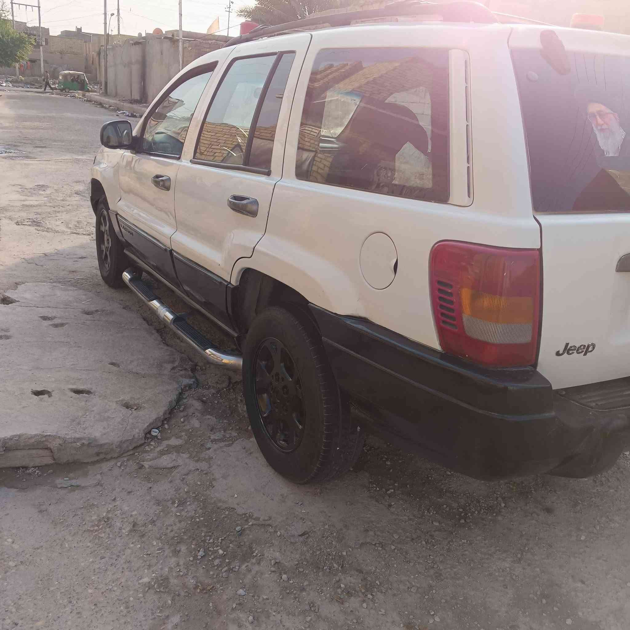 جيب • للبيع • سيارة