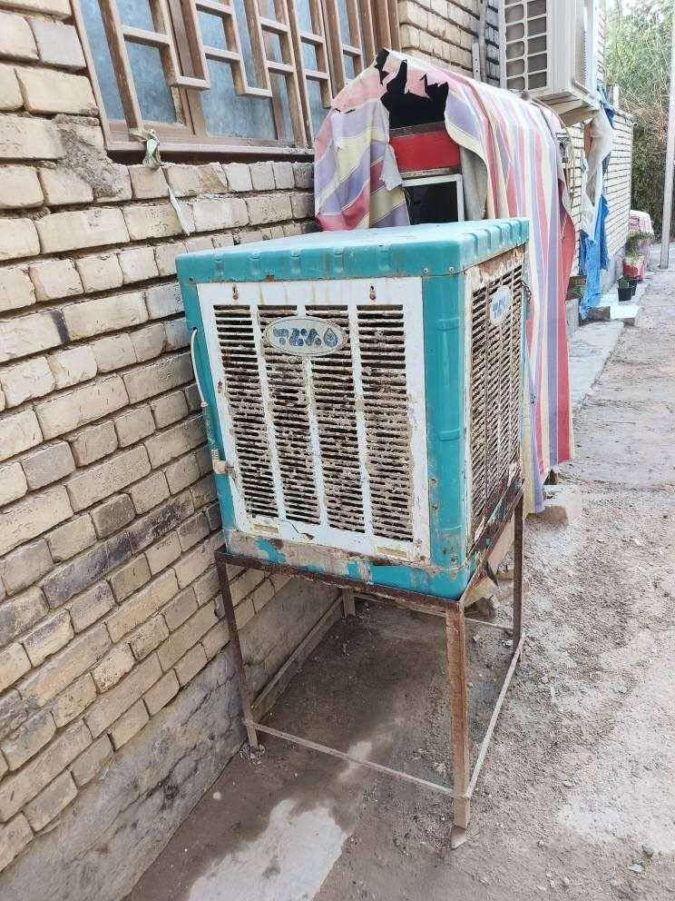مبرده شغاله تبريد ثلج مع ميز حديد كلهن 75 الف المكان كربلاء الاستفسار *********** كربلاء, العراق
