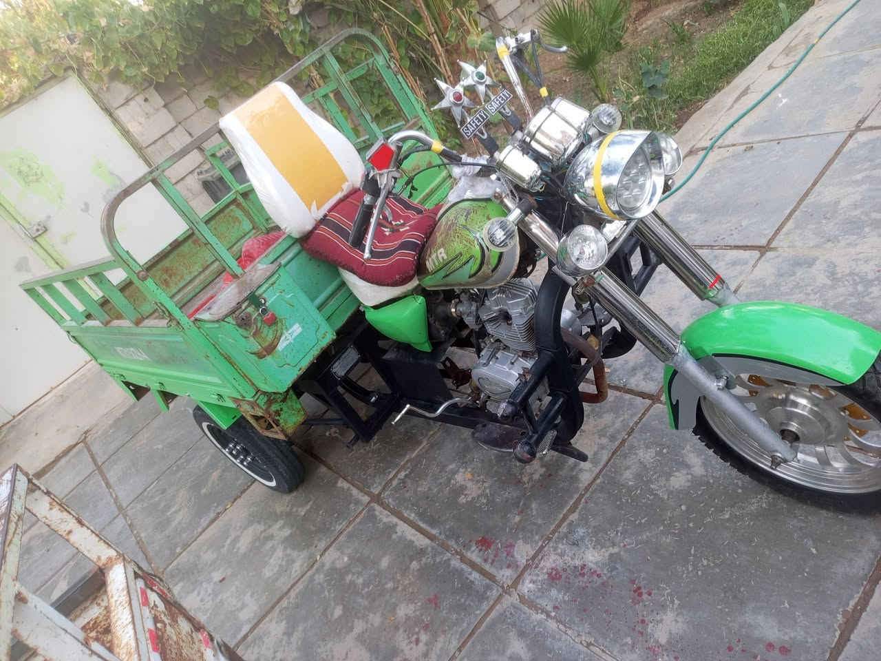 مديل 20  ستوته جاهزه كفاله عامه ماعايزه برغي 🔩 وراق ستفسار عل هاذه رقم *********** مكاني الحمزه الشرقي مليون 700  بيها مجال

