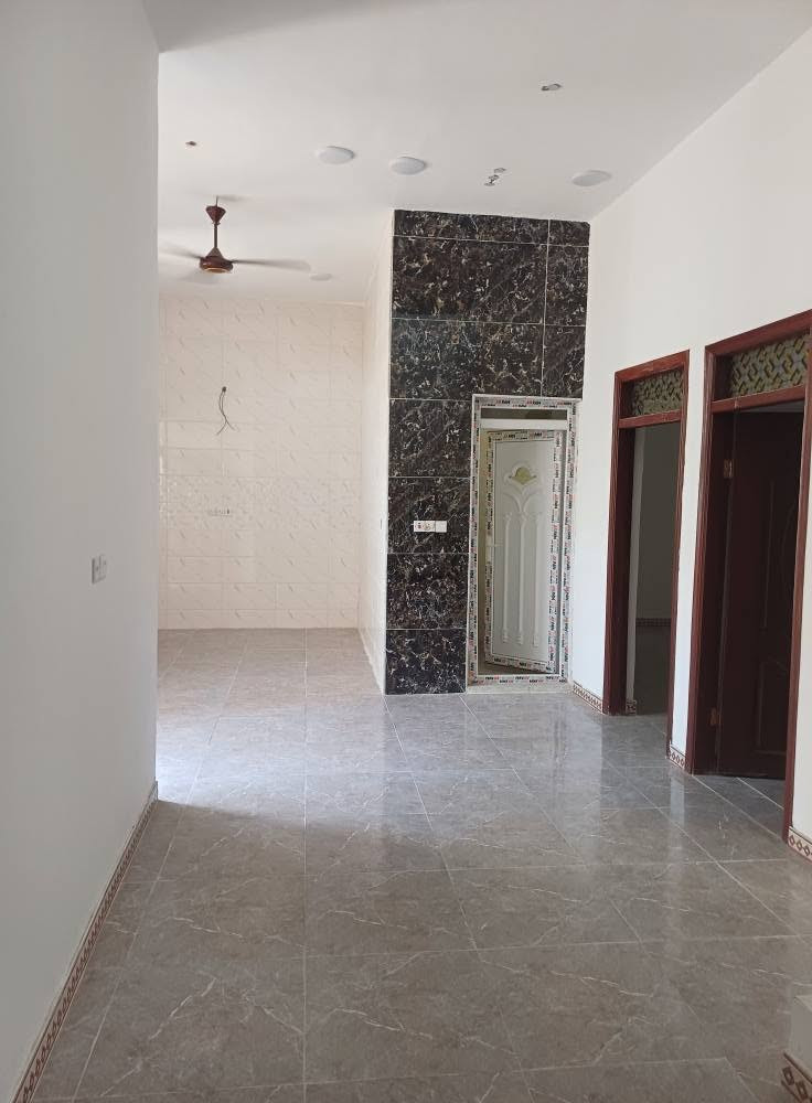 دار سكن حديث للبيع مساحة ١٠٠متر غرفتين وصاله ومطبخ وصحيات ديوانيه موزع طابو باسم عراقي سعره ٥٩وبي مجال ابوالخصيب حمدان قرب البريد والمستوصف حمدان ***********# ابو الخصيب, البصرة
