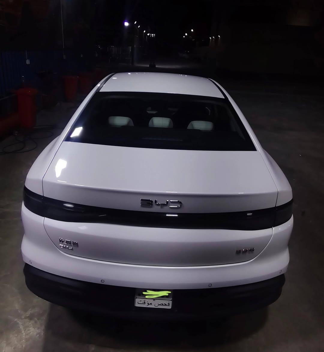 للبيع byd سيل5 - 2025- مكفوله عدا رصعه بلباب مواضحه بالصور * 
ماشيه 6 الف - رقم  فحص مؤقت ***
20.400 - 130$ بيها مجال بسيط *
مكاني نجف حي الامير 
اتصال ***********
او مراوس ب byd Qin L فول فقط **
