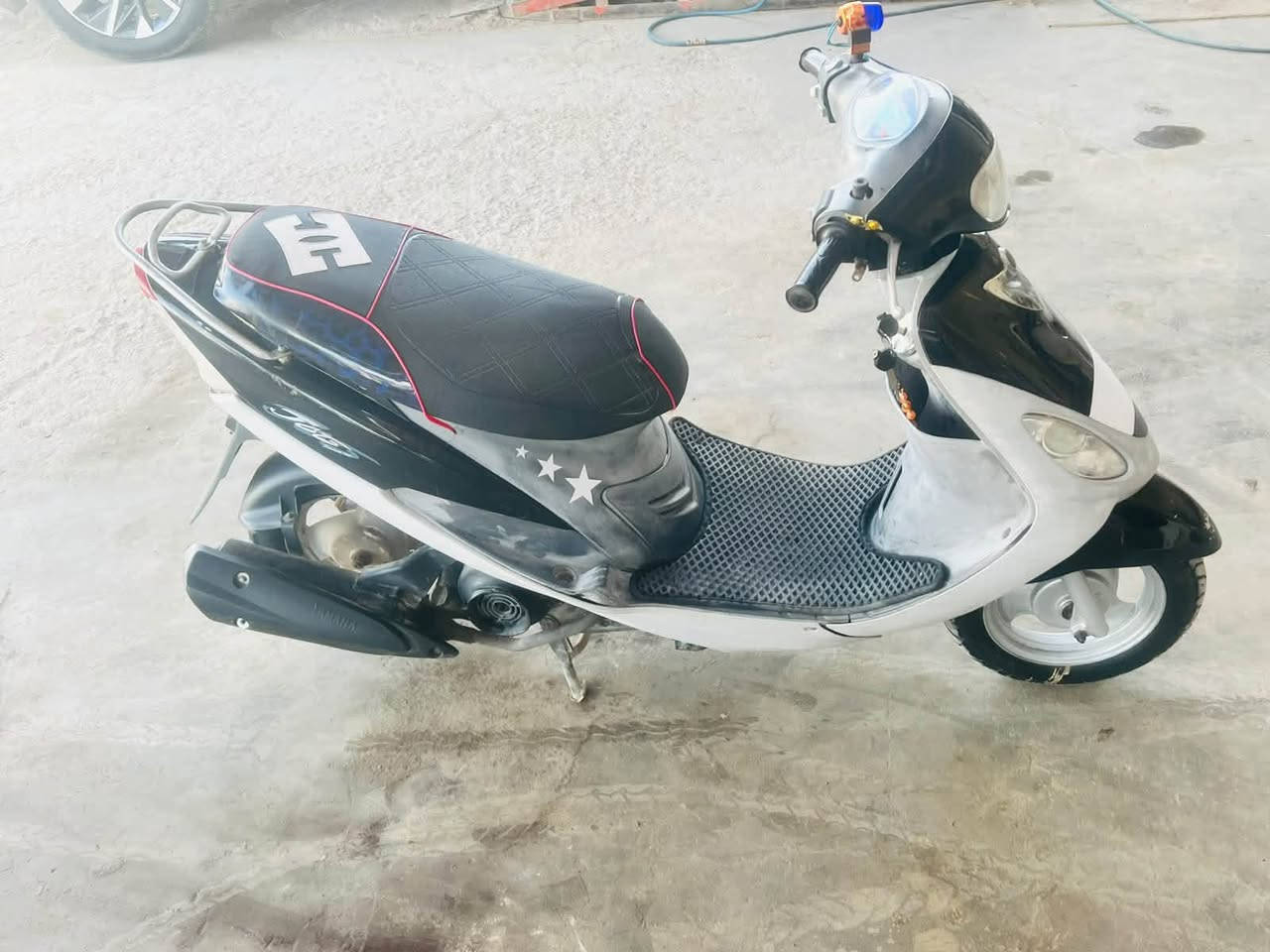 السلام عليكم دراجه للبيع ماكس ملغولي رمه ماشه1000كم يعني بعده زيرو ختم واحد مامفتوحه على الفحص المو شراي لا يتعبني السعر(800)وبيه مجال للشراي المكان الديوانيه حي الزهراء  ***********
