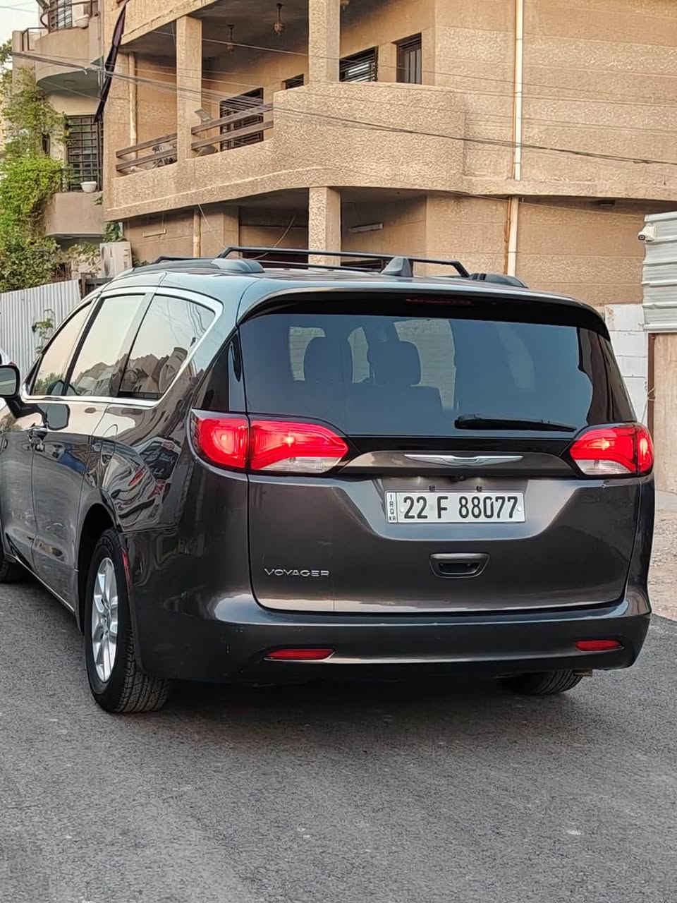 السلام عليكم فيوكر 2021  وارد امريكي 
             حجم مكينه : 3600 V6 
المسافه المقطوعه : 94الف ميل 

 
    الضرر  : موضح بالصور 
جاملغ وباب السايق
مبدلات نفس اللون
#مواصفاتها 
شاشه كبيره
كامرا 
 بصمه 
 تحكم 
 ويل كب 
 صندوك كهرباء
نظام تزحلق 
بيبان كهرباء 
 كشافات
 ثلاث قطع تبريد
 جام كهرباء  
 تشغيل عن بعد 
 كشنات كهرباء
تخم تاير جديد
صدر جديد
دوشمه ارضيات 
كشنات جلد بلادي
#السعر 197رقم اربيل مميز بسمي  وبيها مجال شي بسيط 
تفاصيل اكثر هذا رقمي ***********
مكان السياره بغداد
