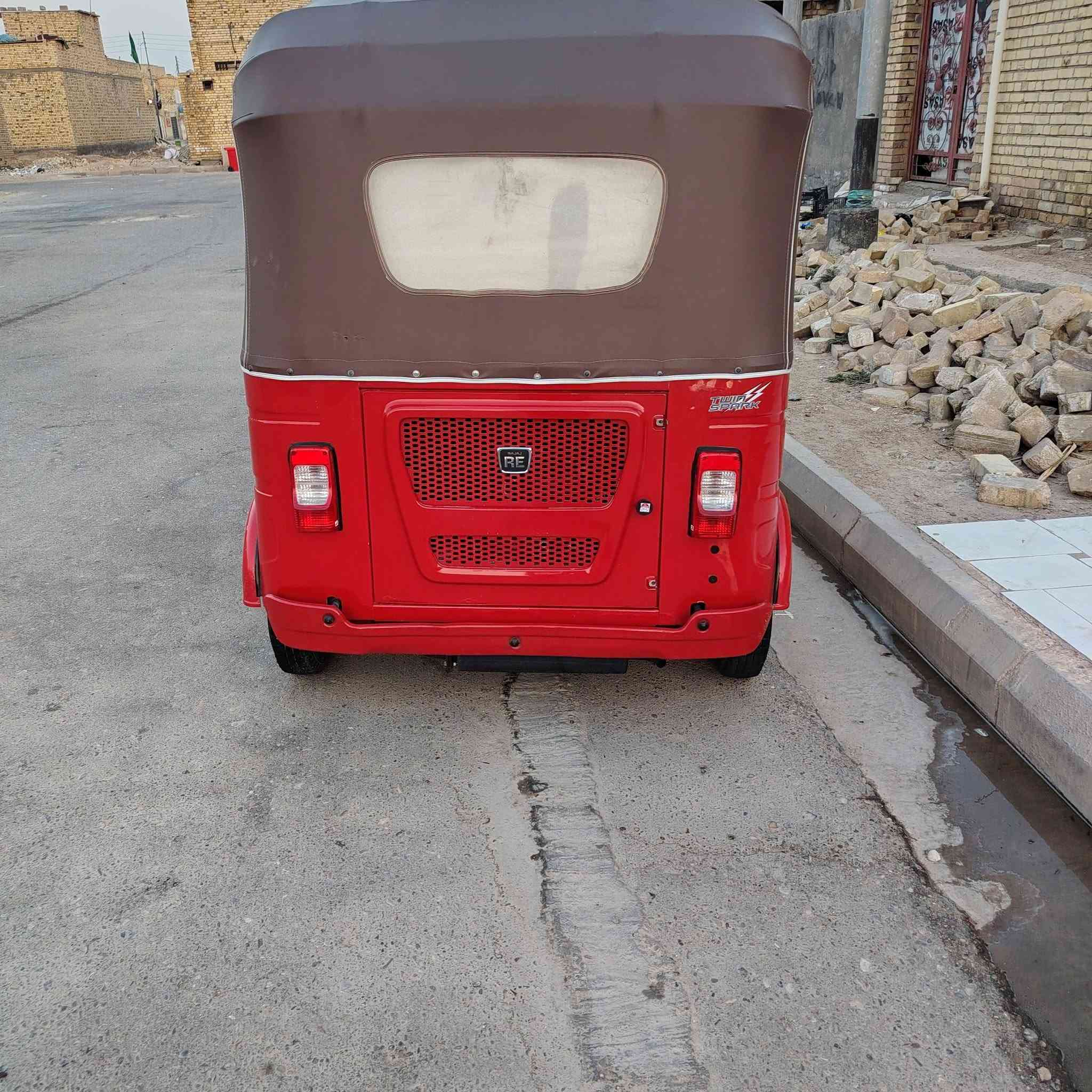 تكتك للبيع موديل 24كفاله عامه
***********

