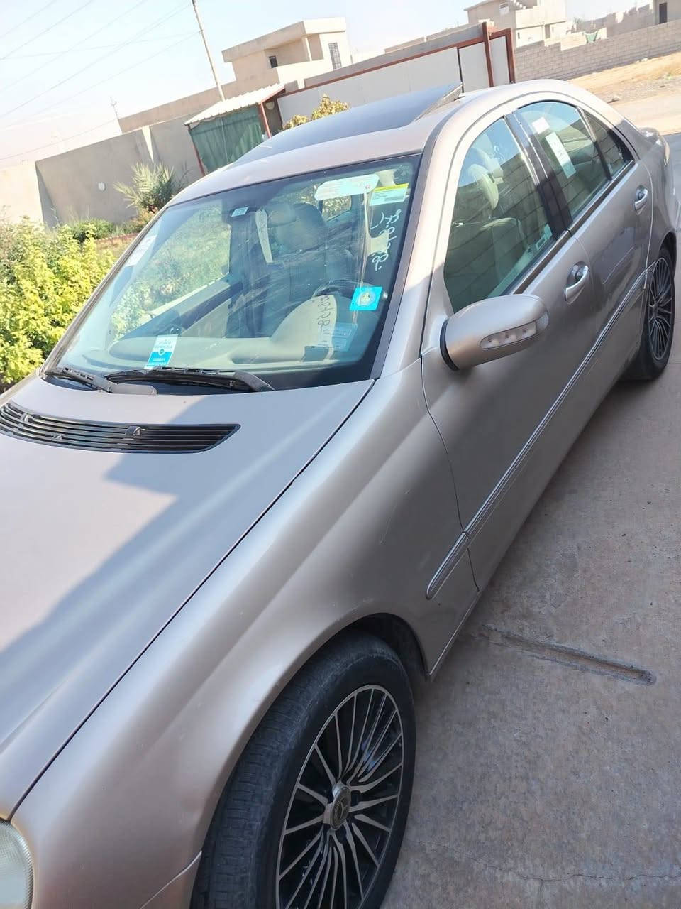 مرسيدس C200 • ٢٠٠٤ • ضرر يمين