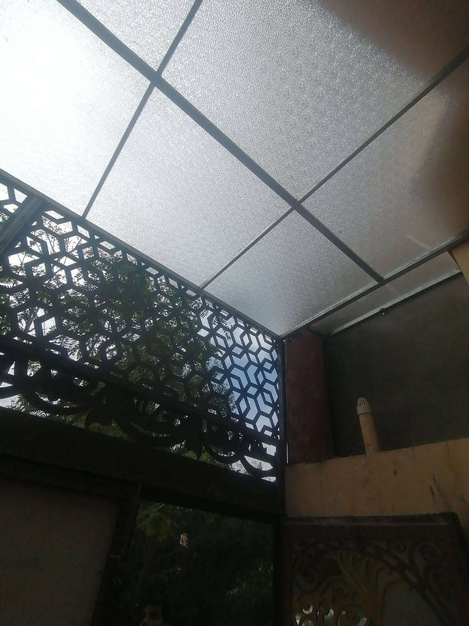 حداد متنقل داخل أحياء النجف والكوفه لعمل كافه أعمال الحداده والصيانه تصليحات سقفيات كيسبان وبأسعار مناسبه *********** واتساب موجود
