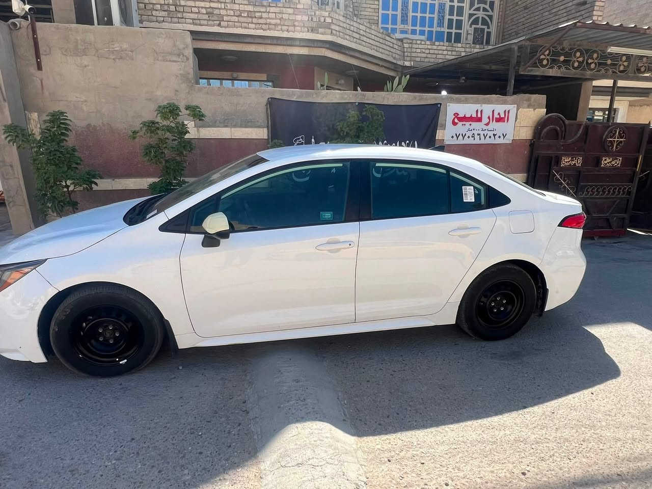 سلام عليكم 
كورلا 2023. 
مكينه 2000
رقم انكليزي جديد هزه جديده شرط لتحويل 
مواصفات عاديه 
امريكيه بانزين فقط مابيه لا صبغ ولا حار ولا تبديل بيه بس بارد 
ماعدي صور لحادث بس عدي سونار مرفوقه صور مالته 
سعر 137 $. 
مكان الزعفرانيه    ***********
