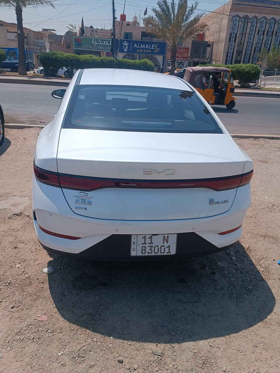 للبيع — بي واي دي چن بلاس باسمي 

- ماشيه : 4,800 كم فقط
-على المحرك: 1.800
- على البطاريه : 3000
- بعده على دهن الشركة وما مبدل
- السيارة استخدام شخصي
- بيها رصعتين موضحات بالبنيد والجاملغ
- ضربة بالجاملغ الخلفي وصبع بالباب، سطحي  ومذكورة بكل وضوح بالصور 
- الموقع: شارع فلسطين – بغداد
- السعر: 17.750 سعر مال بيع قفل 
- الرقم ***********
جماعة البياعة والشراية والتعليقات الوهمية، أتمنى تعذروني ههه 😂
