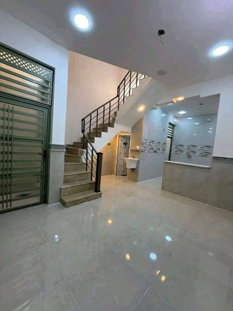 الشيشان الثانيه • ١٠٠م • جاهز للسكن