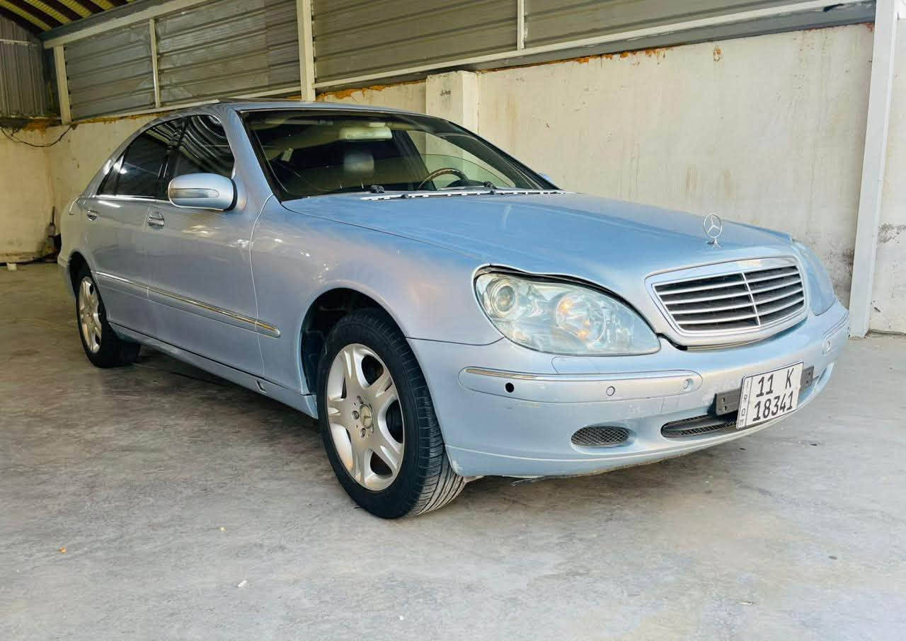 السلام عليكم
مرسيدس غواصه 
موديل 2001 
وارد ياباني 
S320 
فول مواصفات 
مصبوغه عام اثر جراد 
سعر 90 وبيه مجال 
مكانه واسط قضاء الصويره
***********

