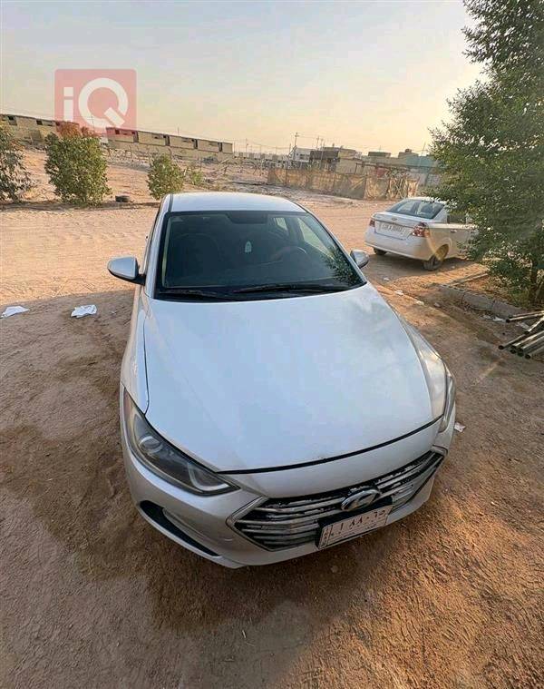 النترا 18 وارد امريكي
مكينه دوش 2000 بي خيط بخار 
كير AT
ثلاث انظمة قيادة 
حادثها جاملغ وبنيد ما واصل للشاصي وجاملغ جهة السائق بي صبغ وباب السائق وخلفه مبدلات بلادي بامريكا
السعر 107 $ 
مكانها النجف 
***********