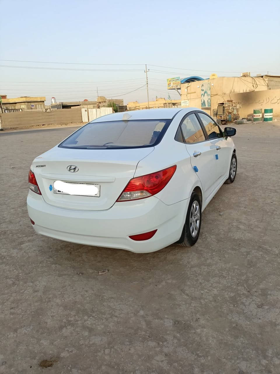 السلام عليكم سياره اكسنت 2014 سياره خليجي مكينه 1600 تبريد شغال تواير جدد سياره مال جناي سونارها ويا الصور مكانها ناصريه قضاء الغراف السعر 85 رقم التليفون *********** مكلف بالنشر هذا رقم راعيها

