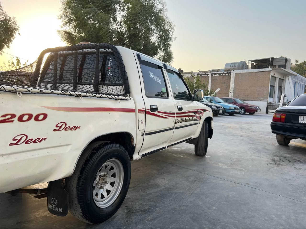 خوار هەموو بازاڕ😱😱
سەرەتا بەناوی خوا 
دێر ٢٠٠٦ مەنەفئست ئەسلی فسفۆر 
دەعمو لێدراو موسو براوەو گیرو مەکینە ئەکسل بەشەرتی ١٠٠ فیتەر سەیارەکە جائیزە توندو تۆلە بئ موشکیلە ٤ تایەو ویلی سەتا ٧٥ نوێیە 
پشتو پێشی زۆر خاوێنەو جوانە کارەبایی گشت گیانی بەشەرتە سەیارەکە ماڵی فەقیرە نرخی ٢٨گەلاو معا مەلەیەکی برایانە خوارهەموو بازاڕە
ژ.م.***********
ژ.م*********** أربيل, العراق
