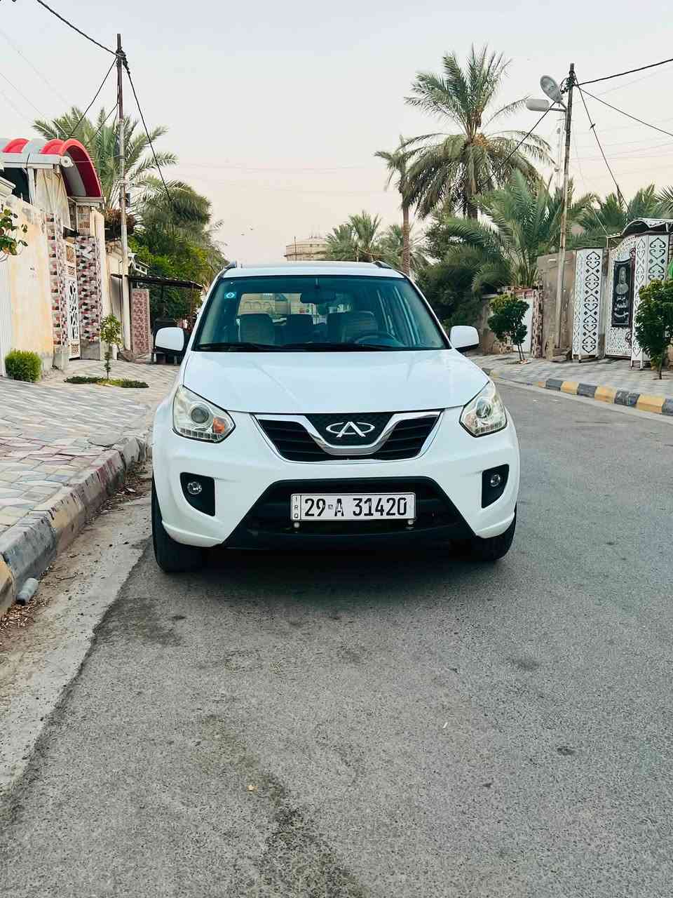 سلام عليكم تيكو موديل 15 كفاله رقم واسط انكلزي باسمي كير مكينه كفاله  محرك 2000  كير ميكانيكي  حداديه وصدر  كله جديد  تبريد ثلج ويه السويج تايرت جدد دواخلها كارتون السياره مكفوله من الحادث والصبغ والجراد والخياس كهربائيات كلها شغاله فتحه سلايت طكتين تحكم مري شاشاه وكامره خلفيه سياره جديده منضومه لايت جديده سياره ما ناقصها شي ان شاء الله 
السعر 72 بيها مجال للشراي للاتصال ***********
العنوان / واسط
